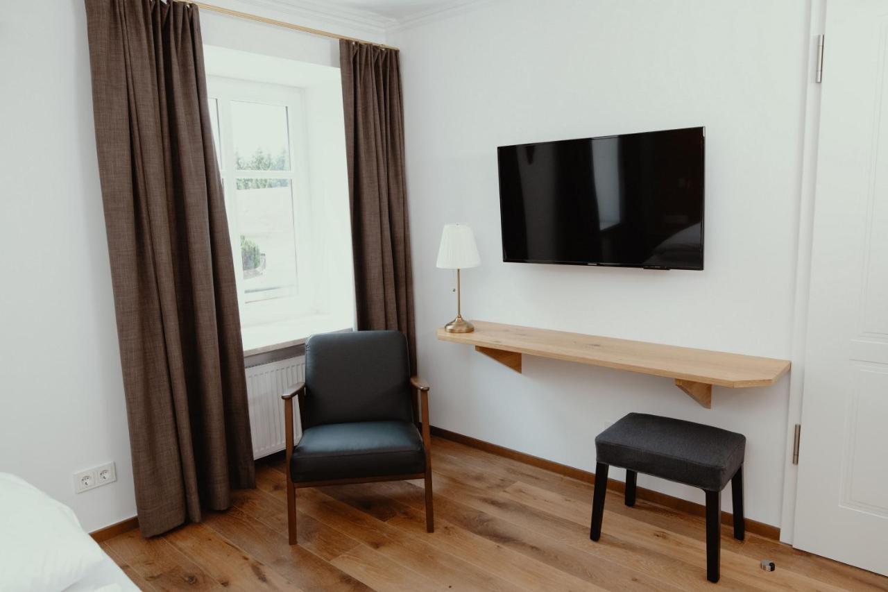Hotel Schierlinger Braeustueberl Extérieur photo